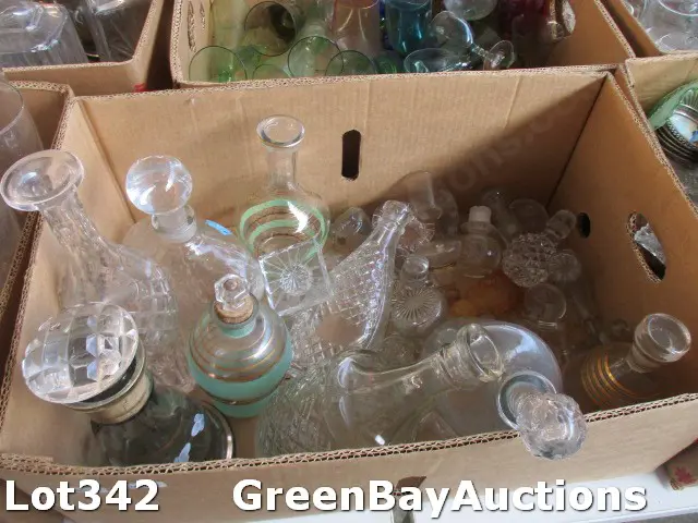 Decanters Image 1++