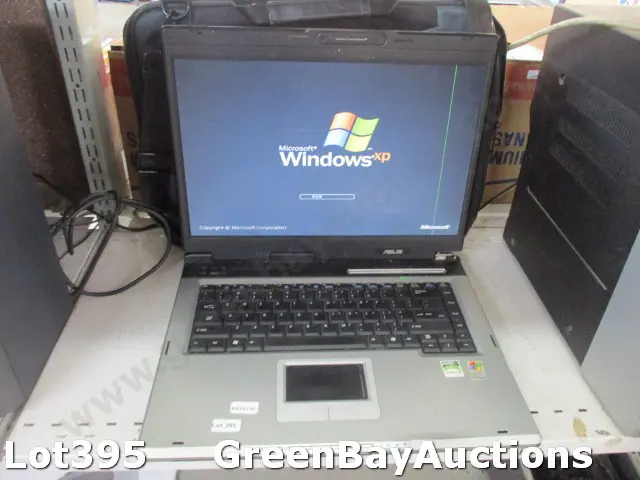 LapTop Image 1++