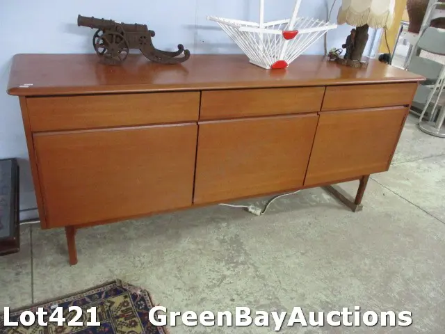 Mid Century Sideboard Image 1++