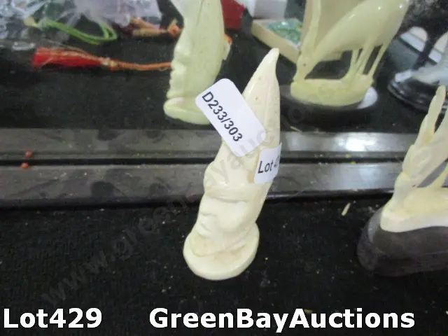 Ivory Carving Image 1++