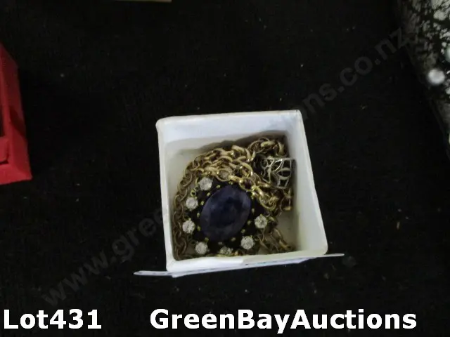 Necklace Image 1++