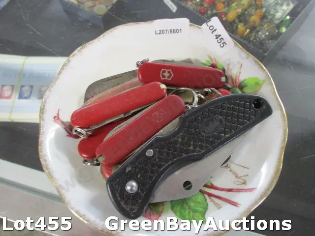 Pocket Knives Image 1++