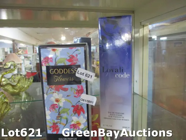 2 Perfumes Image 1++