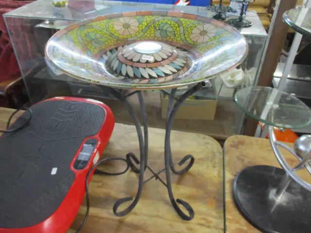Bird Bath Image 1++