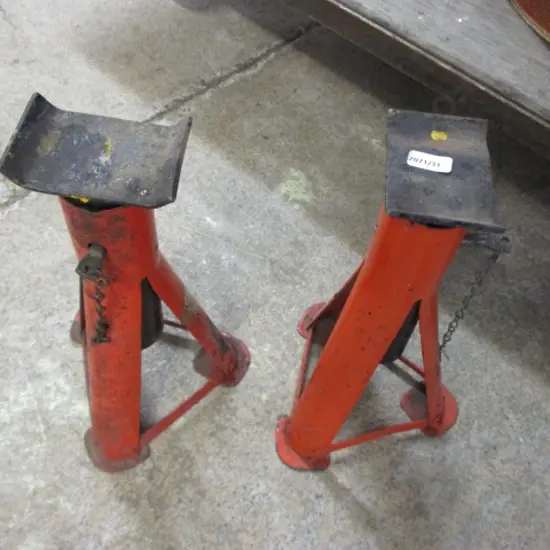 Pr Axel Stands