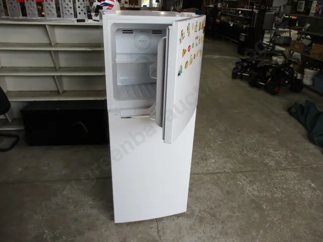 Fridge Freezer Image 1++