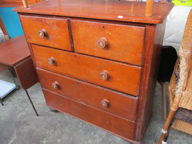 Rimu Tallboy Image 1++