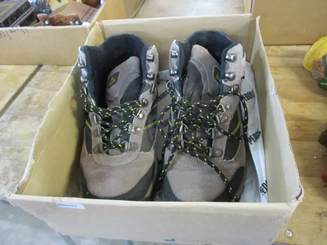 Shoes Image 1++