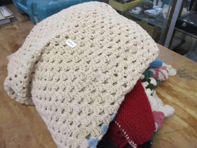 Knee Rugs Image 1++