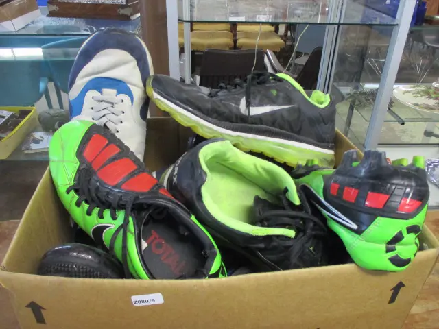Sport Shoes Image 1++