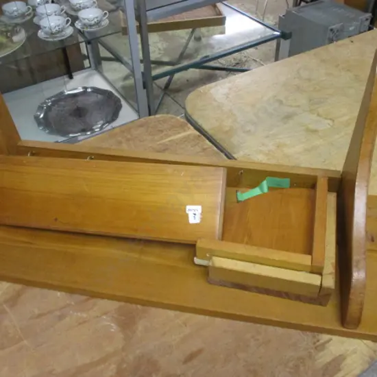 Rimu Shelves