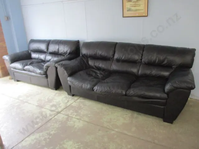 Pr Leather Couches Image 1++