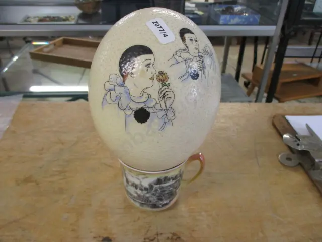 Egg and Cup Image 1++