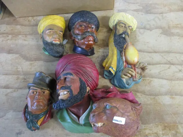 5 Bossuns Plaques Image 1++