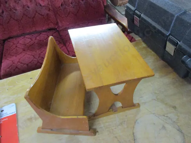 Playtable and Bench Image 1++