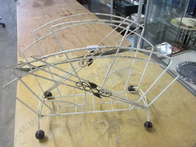 Retro Mag Rack Image 1++