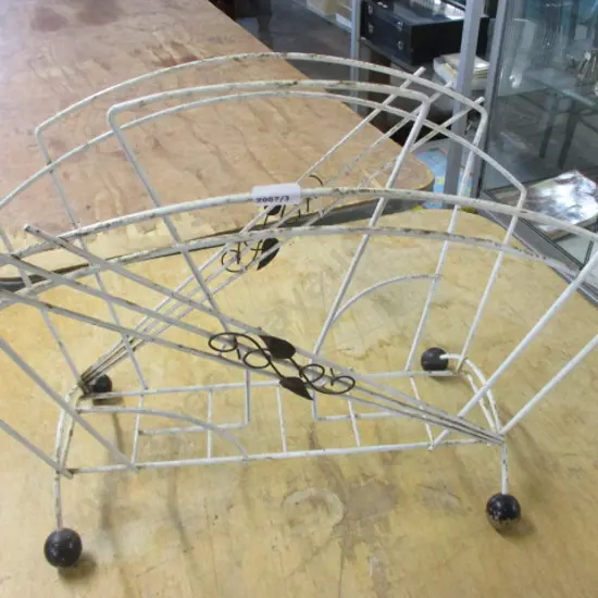 Retro Mag Rack