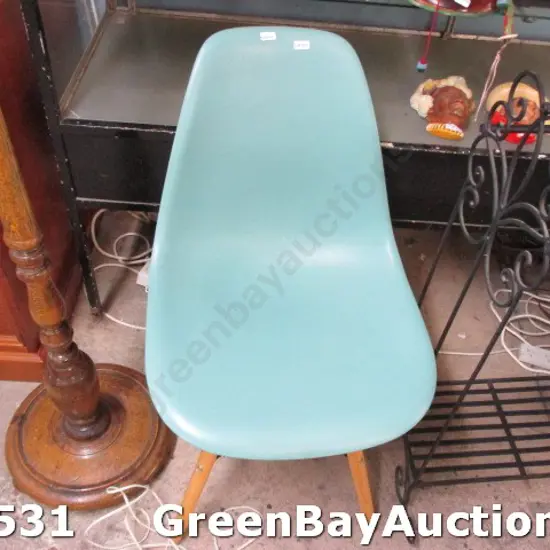 Retro Chair