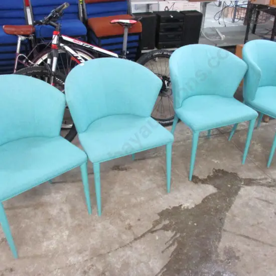 4 Chairs