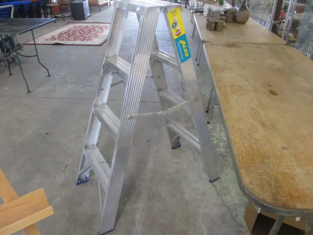 Ladder Image 1++