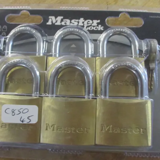 6 Padlocks