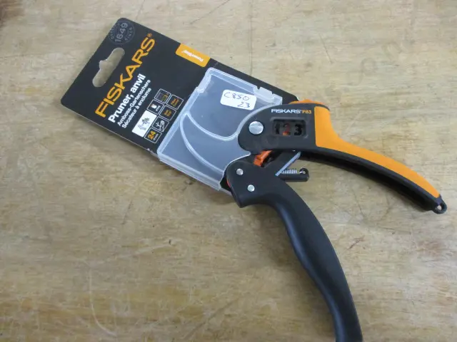 Shears Image 1++
