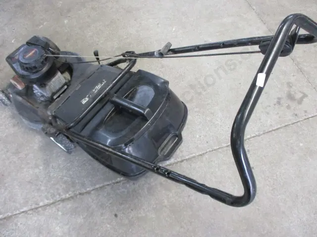 Lawnmower Image 1++