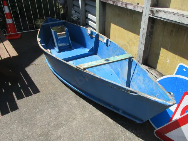 Vintage Plywood Boat Image 1++