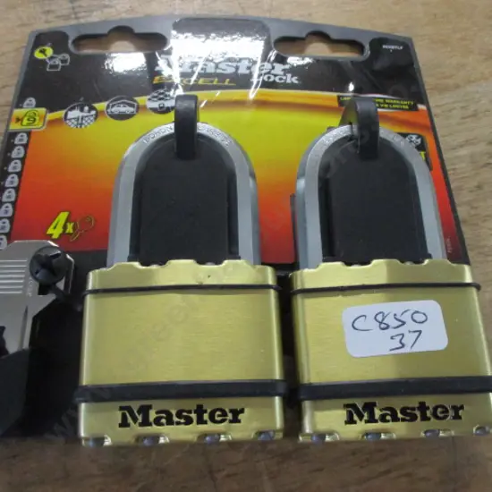 2 Padlocks