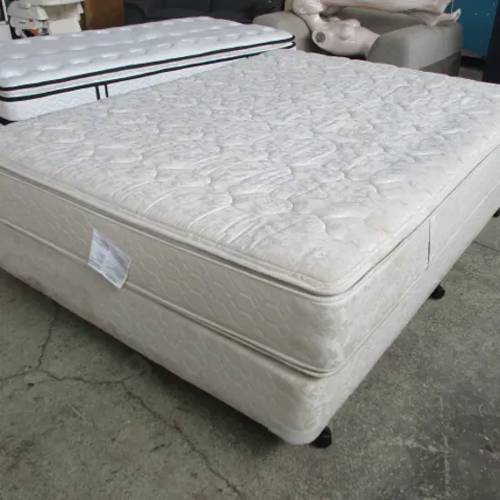 Queen Bed