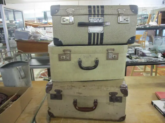 Vintage Luggage Image 1++