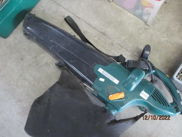 Garden Vac Image 1++