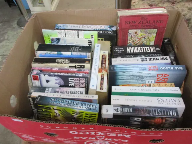 Books Image 1++