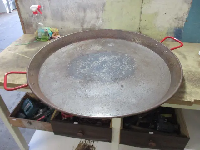 Paellla Pan Image 1++