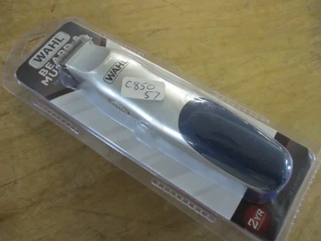 Beard Trimmer Image 1++
