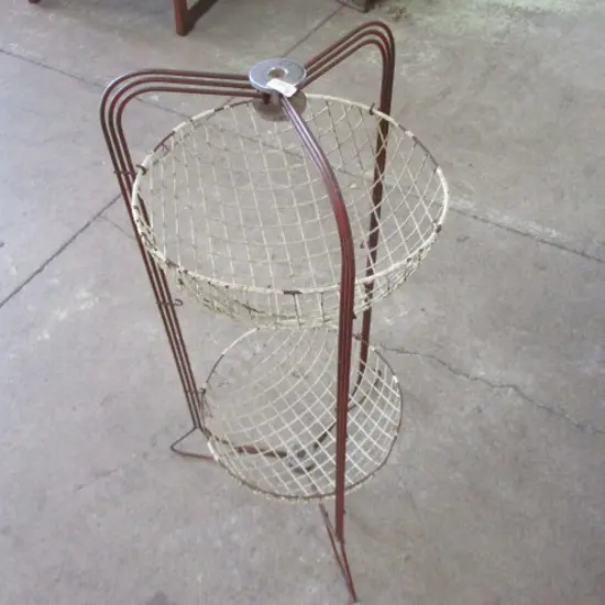 Vintage Retail Basket