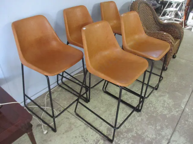 Designer Stools Image 1++
