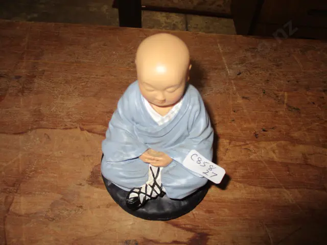 Monk Figure Image 1++