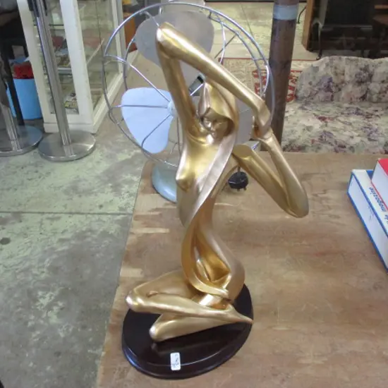 Figurine