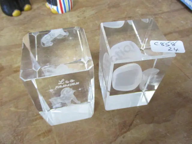 Paperweights Image 1++