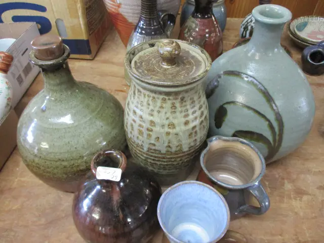 Pottery Image 1++