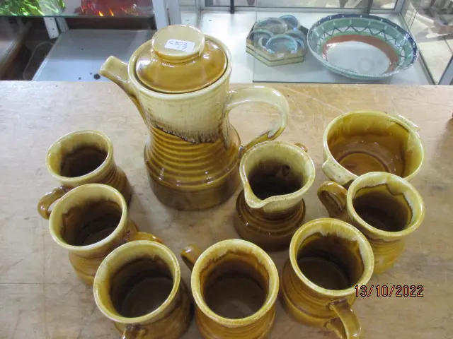 C/Lynn Coffee Set Image 1++