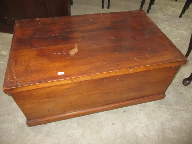 Wooden Chest Image 1++