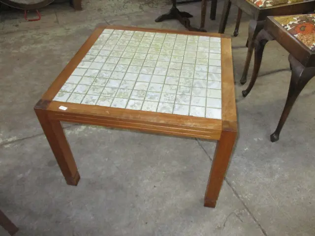 Retro Coffee Table Image 1++