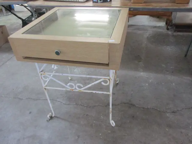 Display Cab Image 1++