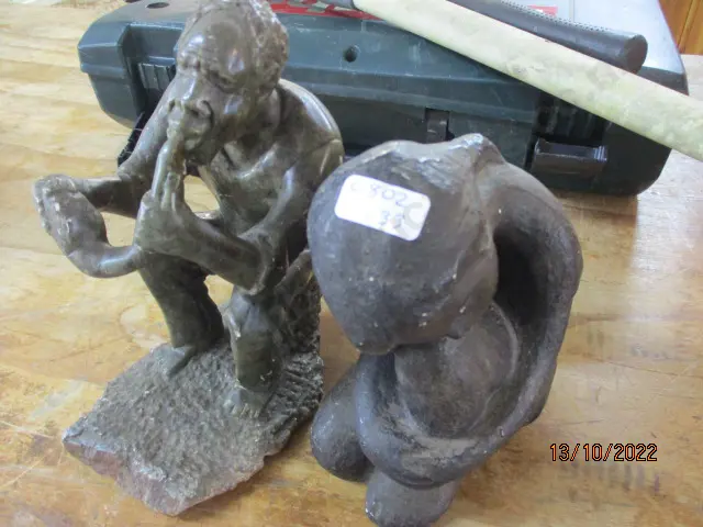 2 Stone Carvings Image 1++