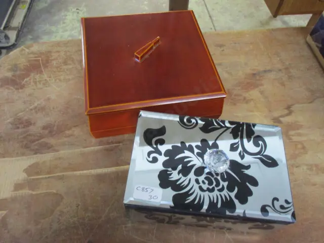 2 Trinket Boxes Image 1++