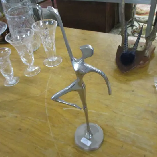 Figurine