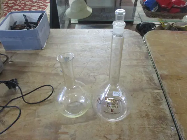 Lab Bottles Image 1++