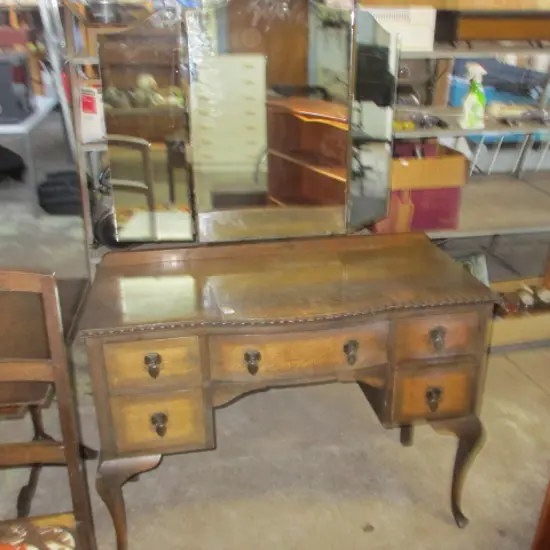 Oak Dressing Table